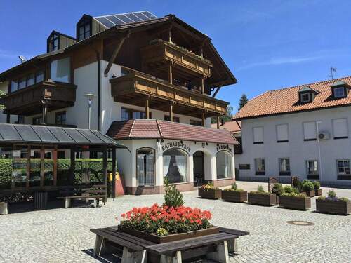 Bild 1 - 4-Zimmer Wohnung Südseite in Bischofsmais - Erstbezug nach Sanierung