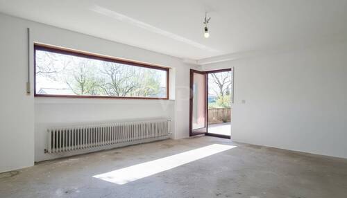 Heller Wohnbereich UG - 