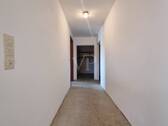 Flur im UG - 