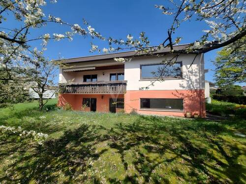 Außenbereich - 7 Zimmer Einfamilienhaus zum Kaufen in Kieselbronn