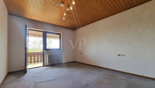 Weiteres Zimmer mit Zugang Balkon - 