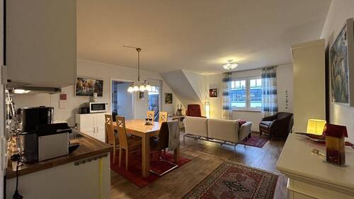 Wohn- Essbereich mit offener Küche - Etagenwohnung mit 62,90 m&sup2; in Ostseebad Nienhagen zum Kaufen
