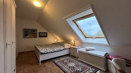 geräumiges Schlafzimmer - 