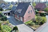 Einfahrt zu Haus 1 und Garage - 