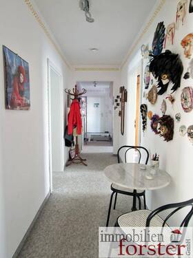 Flur - 4 Zimmer Etagenwohnung in Weilheim