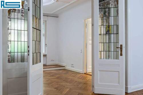 Echter Hingucker: Bleiverglaste Doppelfügeltür - 