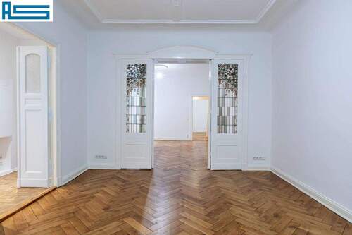 Herrschaftliche Räume mit Originalparkettboden - 