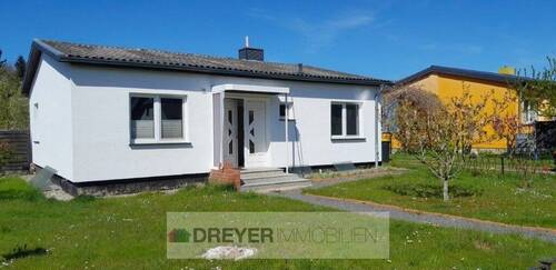 Eingangsbereich - EFH in ruhiger Lage-wenige Gehminuten zum See, zentral zu den umliegenden Städten, keine Käufercourtage