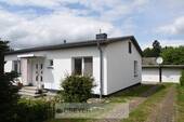 Auffahrt - 3 Zimmer Einfamilienhaus zum Kaufen in Cramonshagen