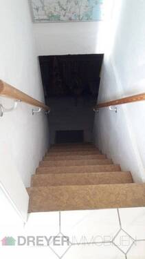 Treppe zum Keller - Einfamilienhaus mit 83,00 m&sup2; in Cramonshagen zum Kaufen