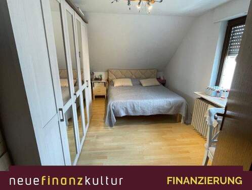 Schlafzimmer - 4 Zimmer Etagenwohnung zur Miete in Bad Urach