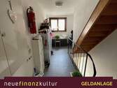 Flur - Etagenwohnung mit 100,00 m² in Bad Urach zur Miete