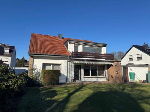 Rückansicht - 5 Zimmer Einfamilienhaus in Mönchengladbach