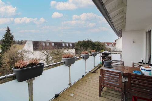 1. OG_Wohnung_Balkon1 - 