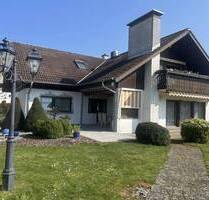 Familienleben im lichtdurchfluteten Einfamilienhaus mit großem Garten in Muggensturm