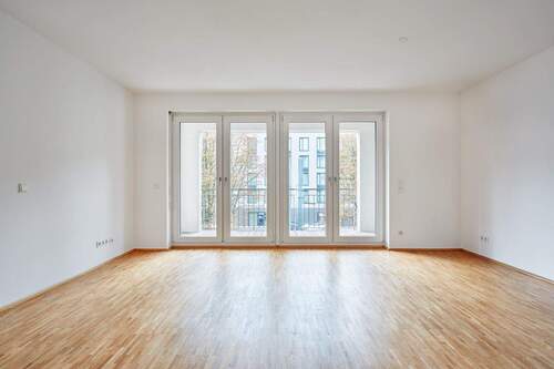 Wohnzimmer - 4 Zimmer Etagenwohnung in Düsseldorf
