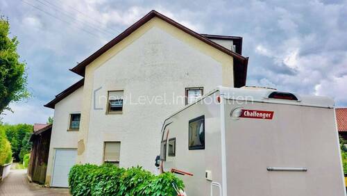 Westseite - 8 Zimmer Einfamilienhaus zum Kaufen in Reisbach