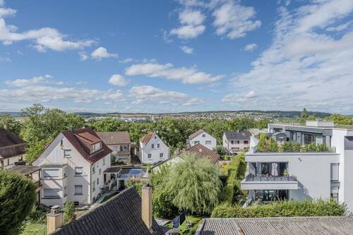 Aussicht - 3 Zimmer Mehrfamilienhaus, Wohnhaus in Bietigheim-Bissingen