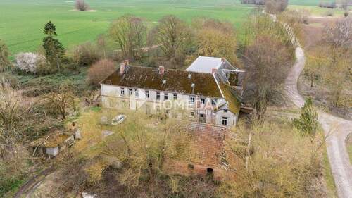 Außenansicht Drohne 1 - Mehrfamilienhaus, Wohnhaus mit 708,00 m&sup2; in Goldbeck zum Kaufen