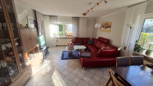 Wohnen - Etagenwohnung mit 104,00 m&sup2; in Stein zum Kaufen