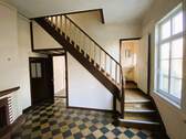 Diele mit Treppenaufgang - 