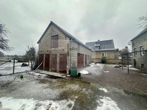 Hof - 5 Zimmer Einfamilienhaus in Baruth/Mark