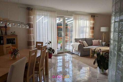 Wohnzimmer Möblierungsvorschlag (KI) - 