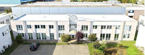 Foto 19.10.25, 15 35 09.jpg - 246m² Bürofläche mit KLIMA in Willich direkt an der A44 NEU RENOVIERT