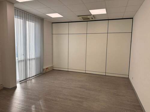 Foto 02.02.26, 13 13 30.jpg - 7 Zimmer Büro zur Miete in Willich