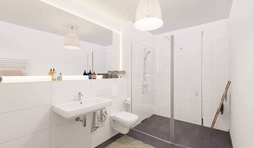 Eines der Badezimmer, mit bodengleicher Dusche - 