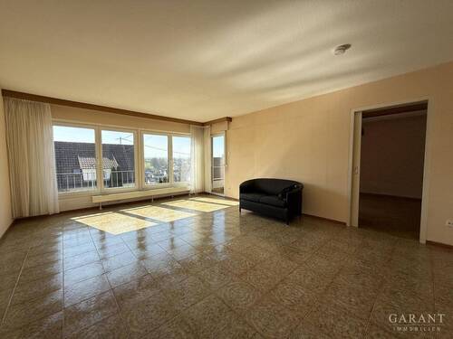 Wohnzimmer EG - 7 Zimmer Mehrfamilienhaus, Wohnhaus zum Kaufen in Ostfildern