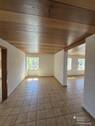 Flur mit Blick ins Esszimmer - 