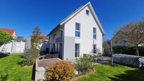 Südansicht - 5 Zimmer Einfamilienhaus zum Kaufen in Oberasbach