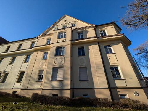 Wohngebäude - 1 Zimmer Etagenwohnung zur Miete in Zwickau