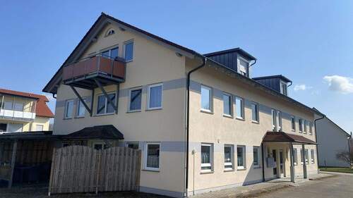 Bild 3 - 2 Zimmer Mehrfamilienhaus, Wohnhaus in Bad-Dürrheim / Sunthausen
