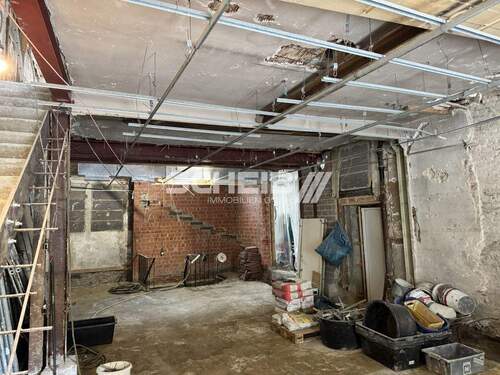 Sanierung hat begonnen - Vielseitige Büro-Ladenfläche im Ausbau, Innenstadtlage