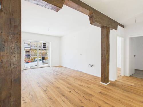Wohnraum mit Küche - 3 Zimmer Etagenwohnung in Amberg