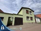 Haupthaus Straßenansicht - 4 Zimmer Einfamilienhaus zum Kaufen in Ballenstedt