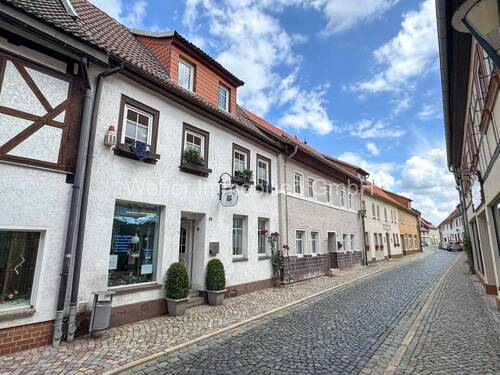 Bild 2 - 1 Zimmer Mehrfamilienhaus, Wohnhaus zum Kaufen in Harzgerode
