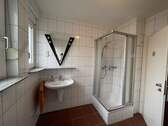 Badezimmer im Erdgeschoss - 