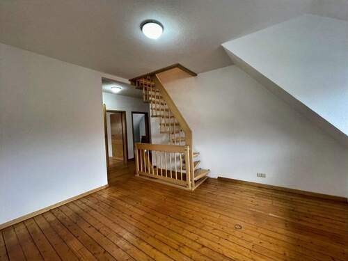 Arbeitszimmer im Obergeschoss - 