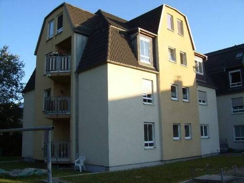 Hausansicht vom Hof - 2 Zimmer Etagenwohnung zum Kaufen in Chemnitz