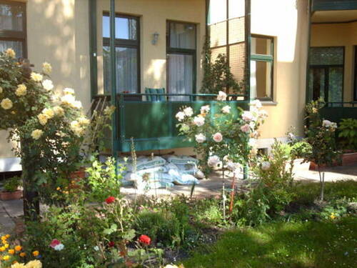 Garten - Schöne 3-Zimmer-Wohnung in bevorzugter Wohnlage Magdeburgs Nähe Parks u. Elbe