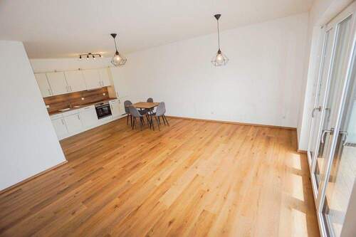 Wohnbereich - 2 Zimmer Etagenwohnung zur Miete in Oberasbach