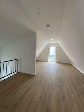Studio 2 - 