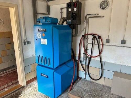 Heizung - Mehrfamilienhaus, Wohnhaus mit 116,00 m² in Neuhaus am Rennweg zum Kaufen