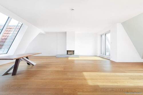 Wohnraum - 6 Zimmer Etagenwohnung in Berlin