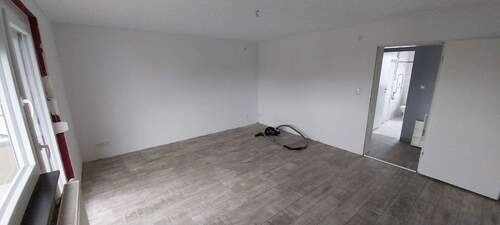 Wohnzimmer - Etagenwohnung mit 68,70 m&sup2; in Kitzingen zur Miete