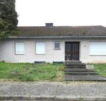 Traumhaftes Wohnen auf einer Ebene - Bungalow mit Garten & Garage - Jülich Koslar