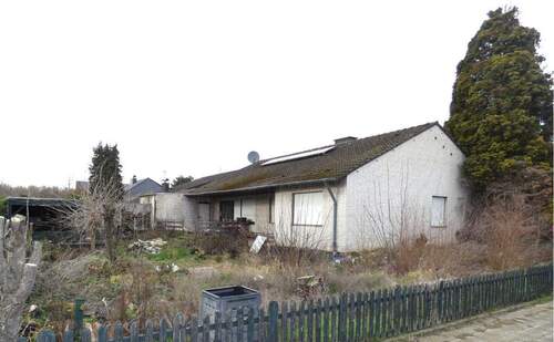 Haus und Garten - 4 Zimmer Mehrfamilienhaus, Wohnhaus in Jülich